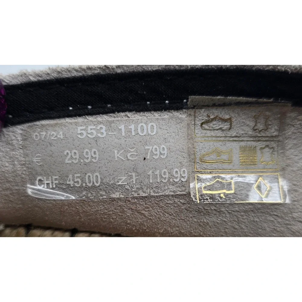 Bata Womens Cream Suede Espadrille Flats Spain Black Stitching Size 40 US 9